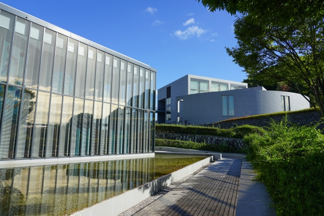 姫路文学館の外観